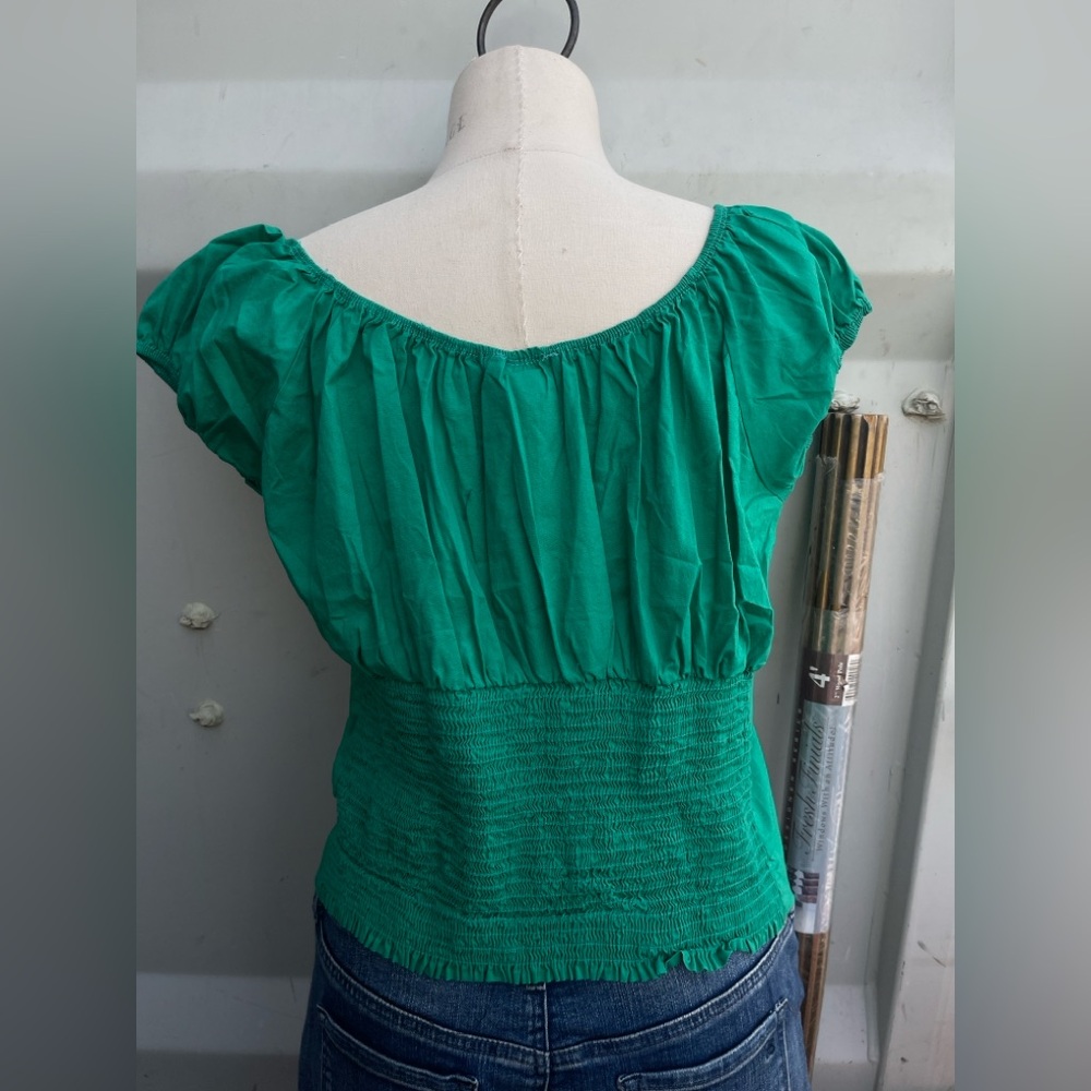 Women’s Emerald Green Blouse - Picture 2 of 3